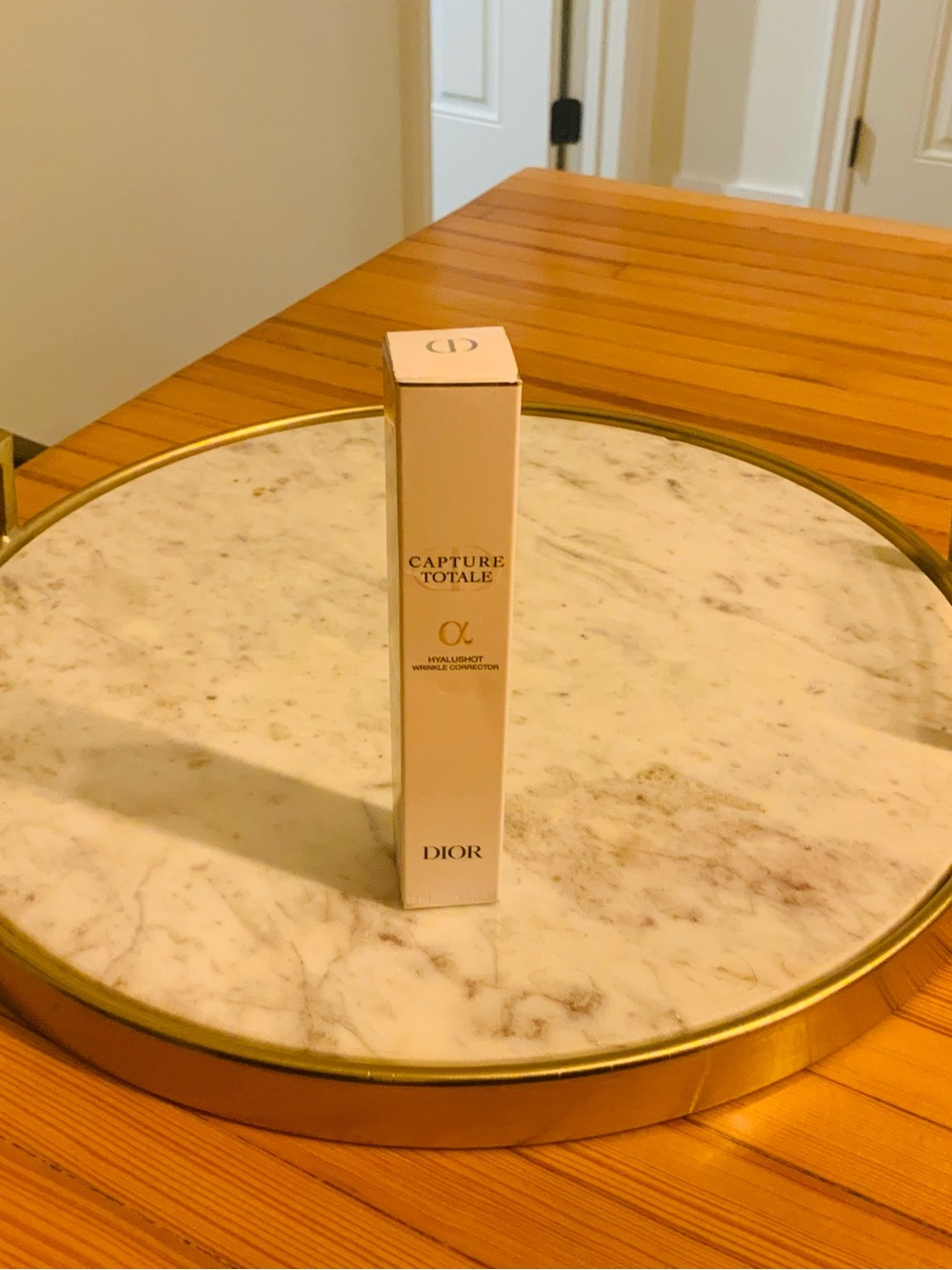 NIB DIOR Capture Totale Hyalushot Wrinkle Corrector with Hyaluronic Acid $96 - Picture 3 of 3